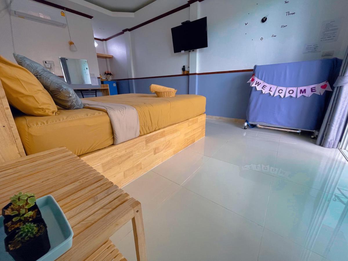 Baan Tipsukon Bed & Breakfast Ko Lan Luaran gambar