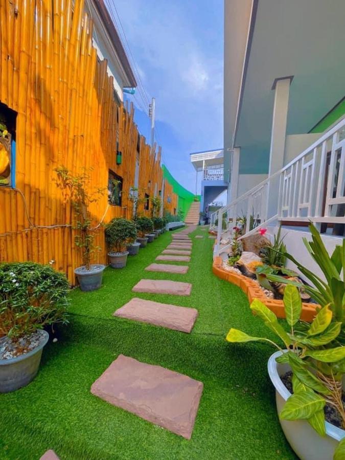 Baan Tipsukon Bed & Breakfast Ko Lan Luaran gambar