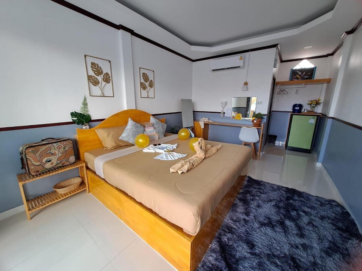 Baan Tipsukon Bed & Breakfast Ko Lan Luaran gambar