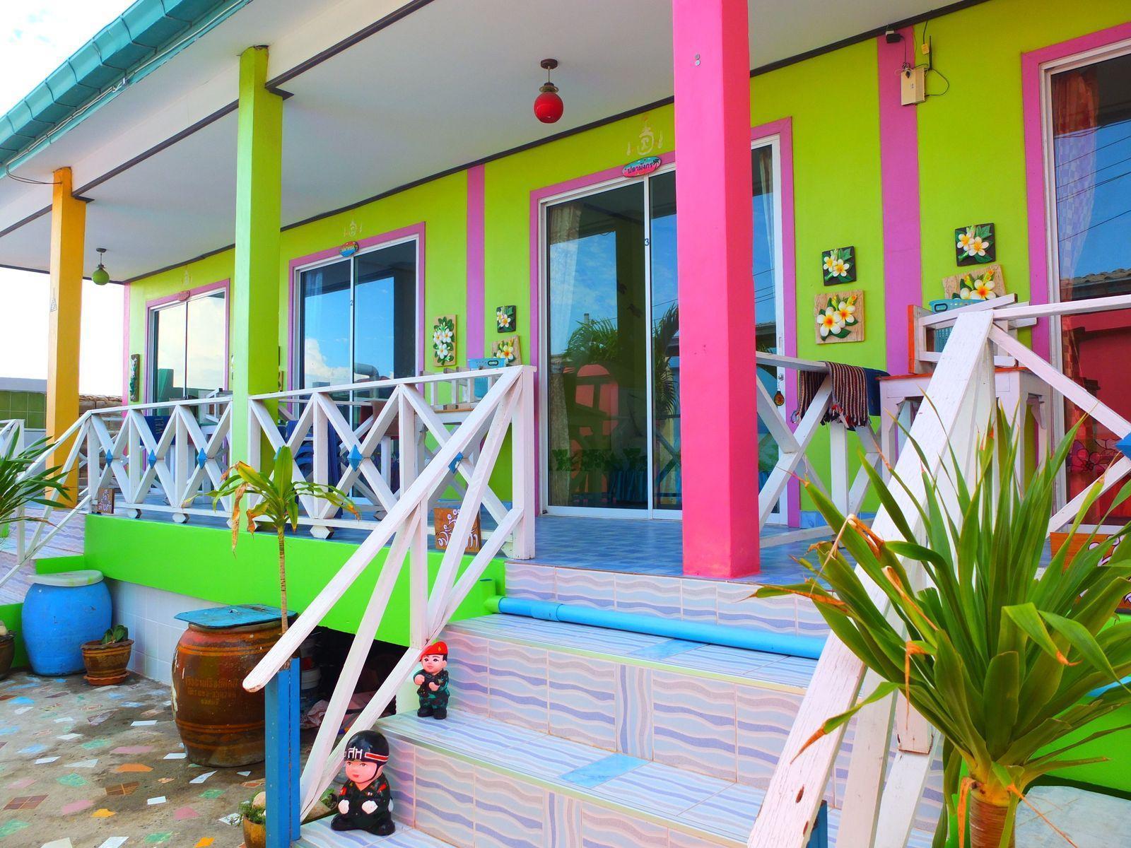 Baan Tipsukon Bed & Breakfast Ko Lan Luaran gambar