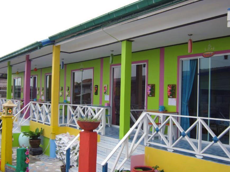 Baan Tipsukon Bed & Breakfast Ko Lan Luaran gambar